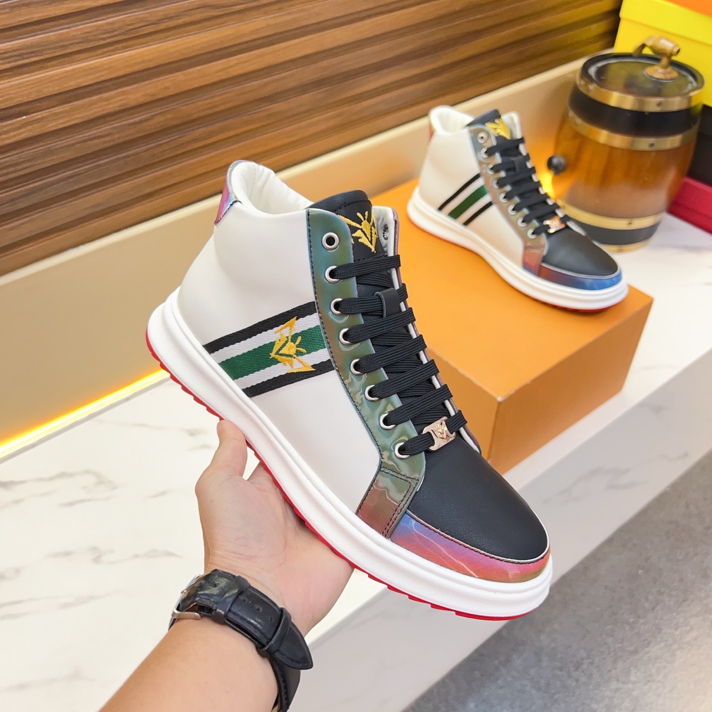 20251020/Gucci_251020-5